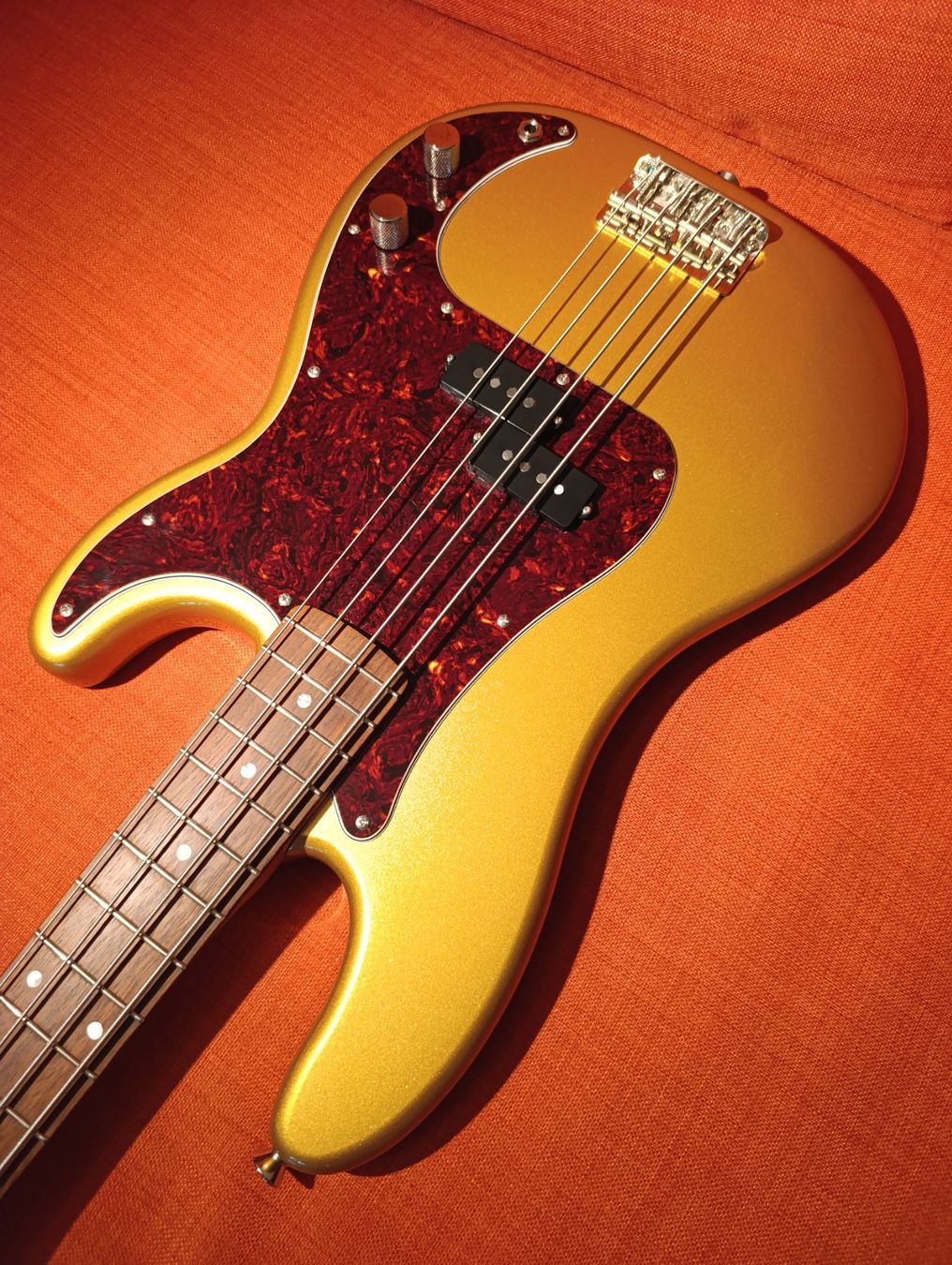 Squier Strumenti musicali: Squier FSR CV 60S Precision Bass LRL AZG – Usato da Bern venduto da sim_8y66 3