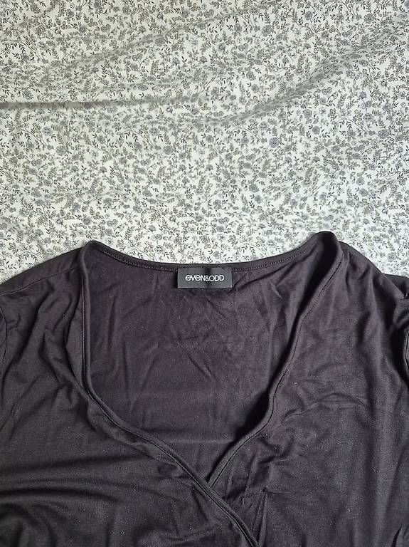 Vestiti: Kleid von Even&Odd - Grösse L – Usato da Arni AG venduto da nar_7pmh 2