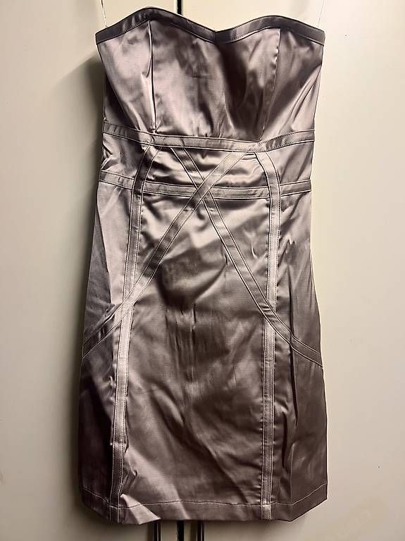 Vestiti: Cocktailkleid – Usato da Köniz venduto da cla_67tj