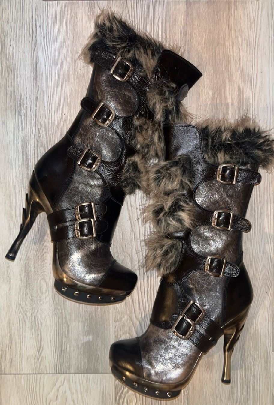New Rock Chaussures femmes: Bottes Malicia Collection New Rock – Neuf (Voir description) à Charmoille par chaignat03 1