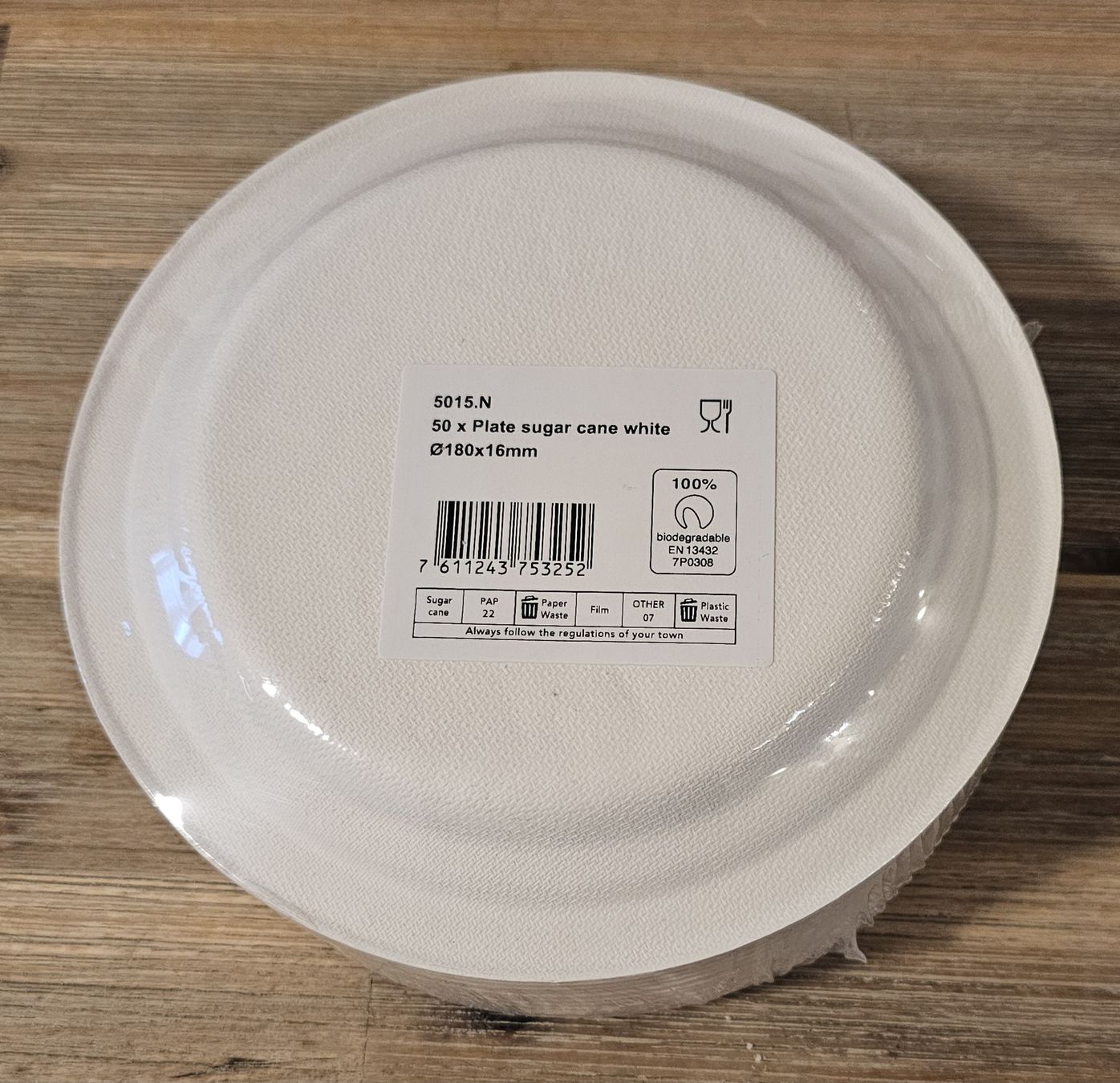 Piatti: Neu 50 Stück Einwegteller Ø18cm OVP – Nuovo e nell'imballaggio originale da Basel venduto da Allerlei-Basel 1
