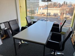 Sitzungstisch