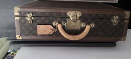 LV Suitcace 60