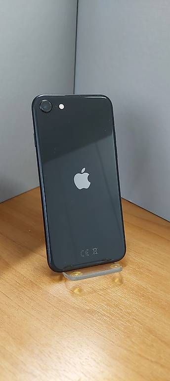 Portables: Iphone SE2020 64GB – D'occasion à Bedano par nikpower77 2