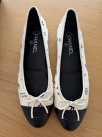 Chanel, ballerines taille 42