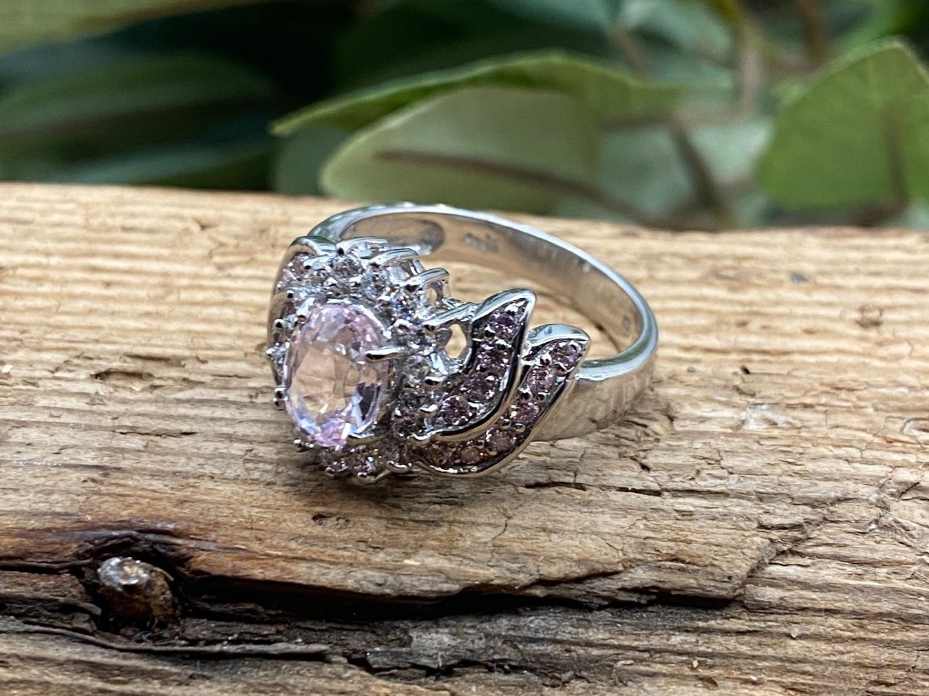 Ringe: Cocktail Ring in Sterlingsilber mit einem Kunzit, Gr.55.5 – Neu (gemäss Beschreibung) aus Luzern von S.Kern01