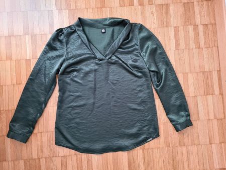 Damenbluse Gr. S  *NEU*