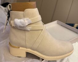Bottines Anna Field beiges T.37 neuves jamais portées