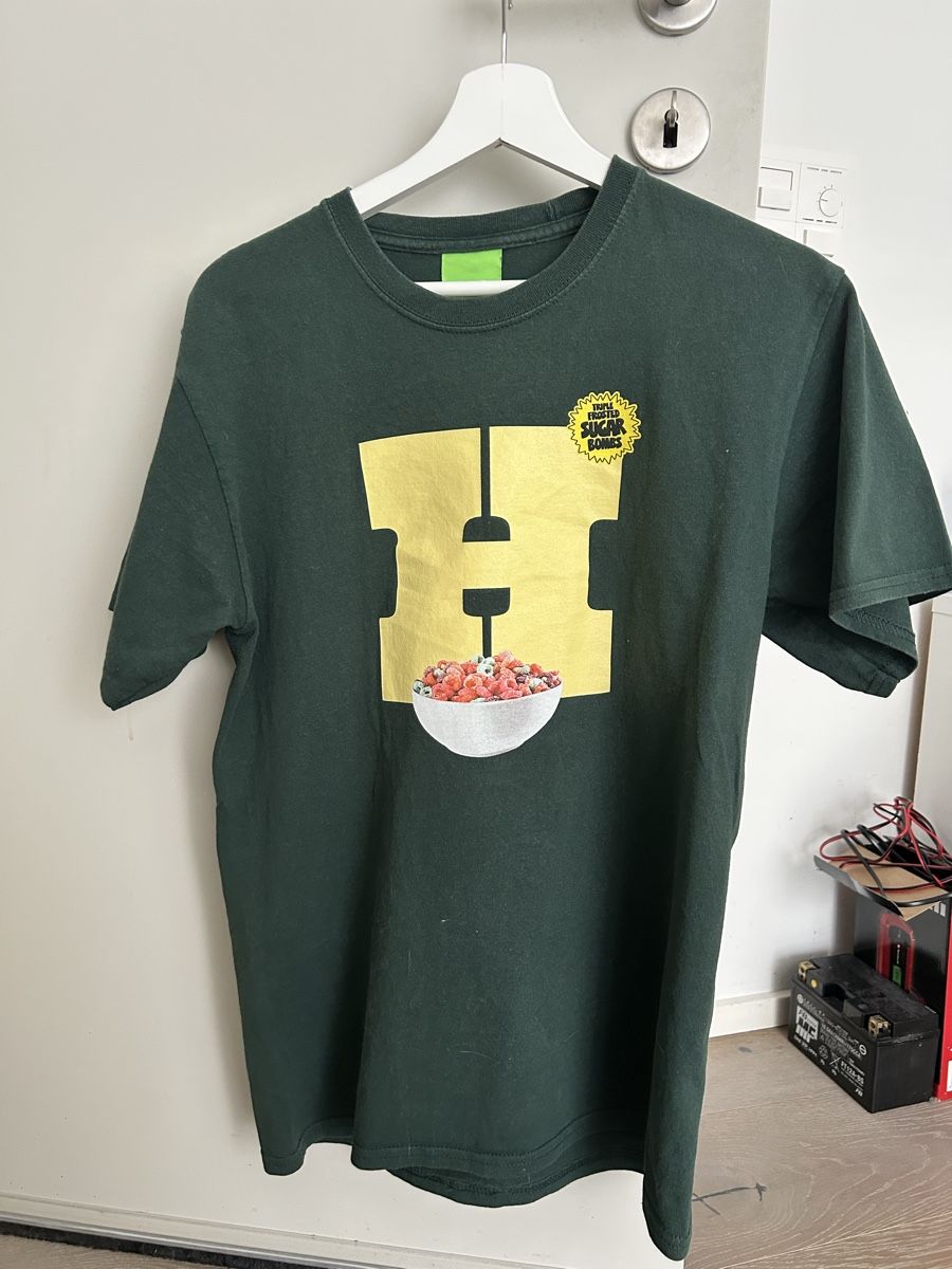T-shirt: Huf T Shirt – Usato da Baar venduto da sirostoecklin