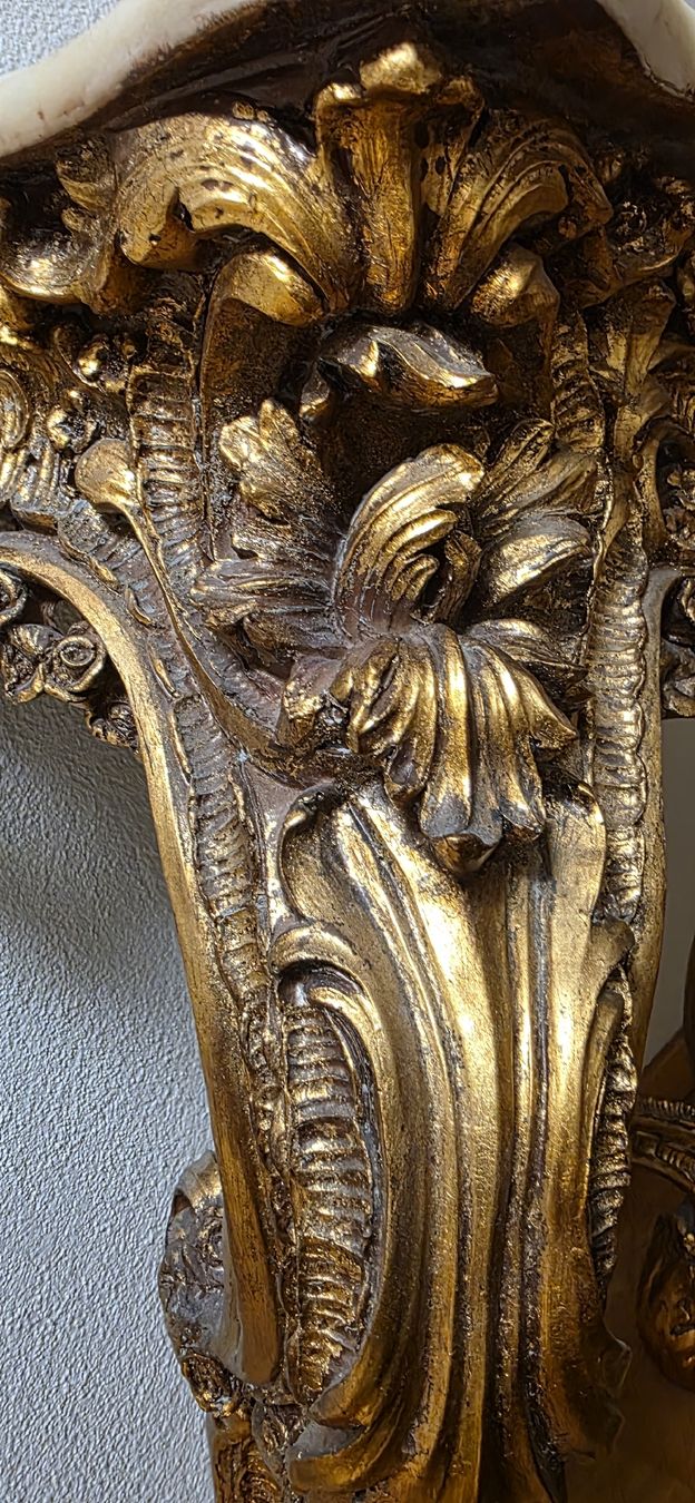 Tavoli: Detailreicher Viktorianischer Konsolentisch – Usato da Kaufdorf venduto da Nati-Nati 7
