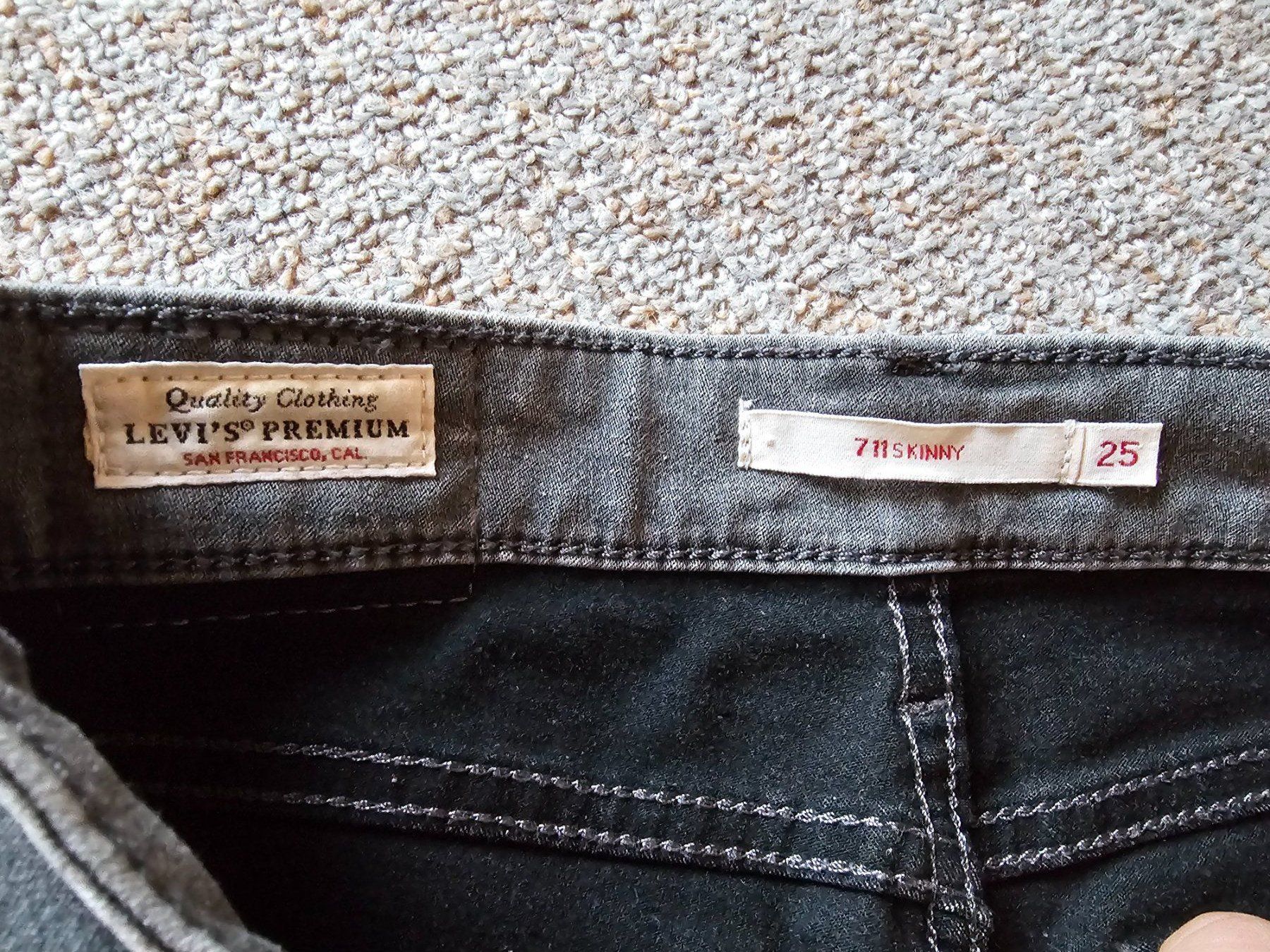 Levi's Jeans: Jeans Levis Skinny 711 – Usato da Horw venduto da KatharinaT 2