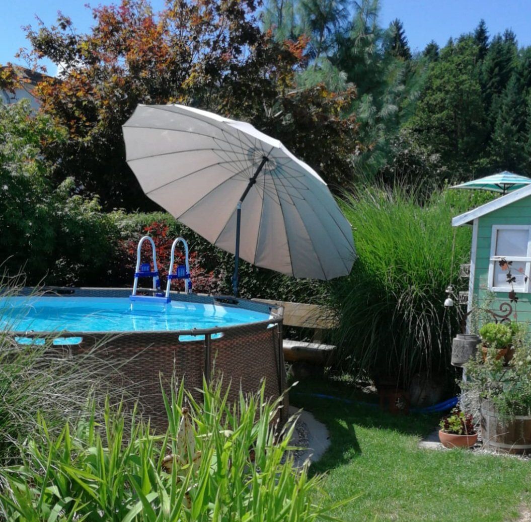 Intex Schwimmbad: Pool Komplettset – Gebraucht aus Emmenbrücke von Zimmer