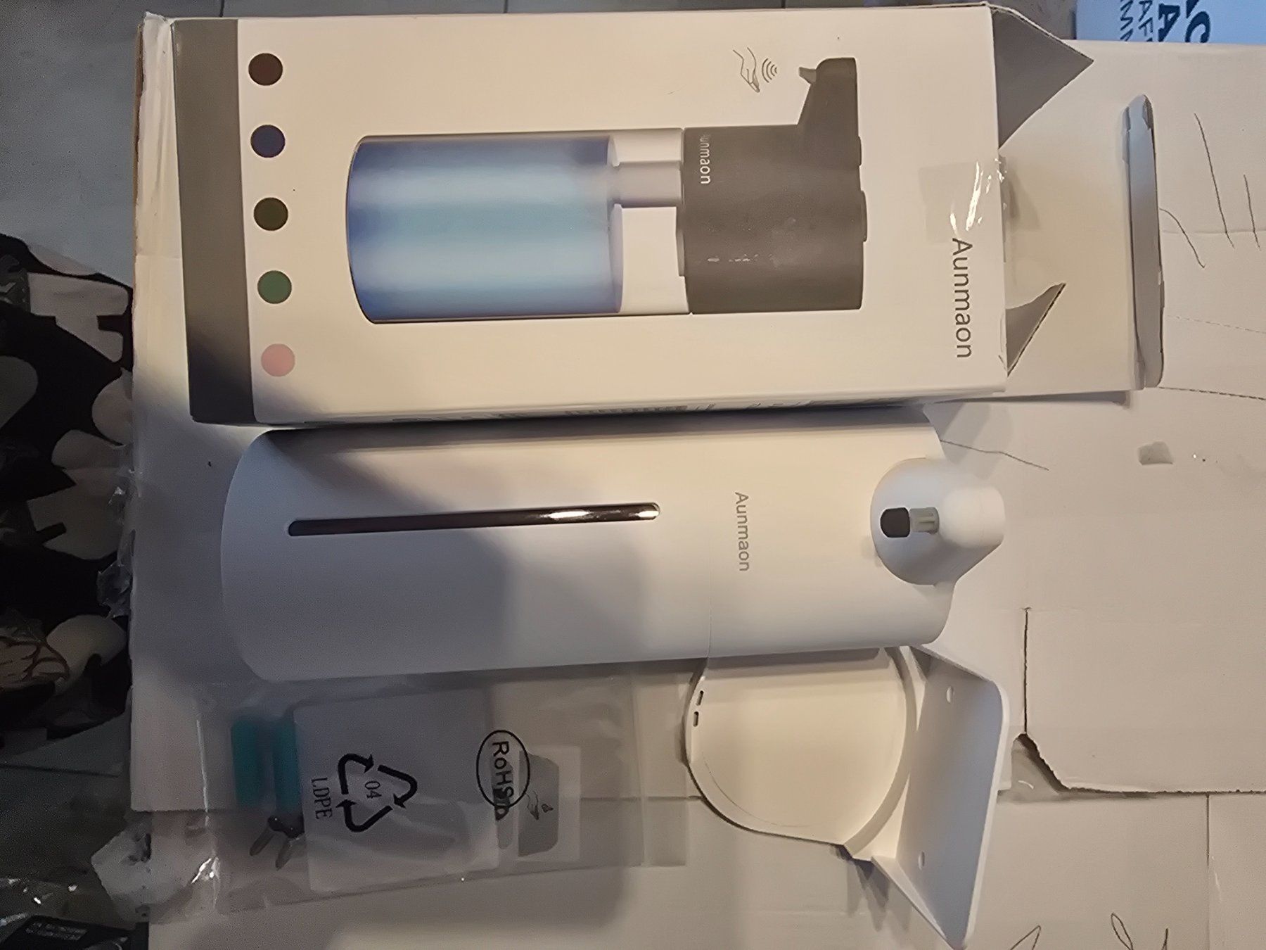 Portasapone: Automatischer Seifenspender – Nuovo (secondo la descrizione) da Niederglatt ZH venduto da Saenischneider