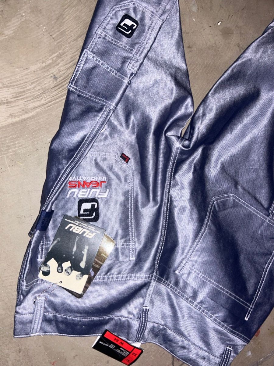 Fubu Jeans: FUBU Silver Jeans – Neuf avec emballage d'origine à Sennhof par spider605 1