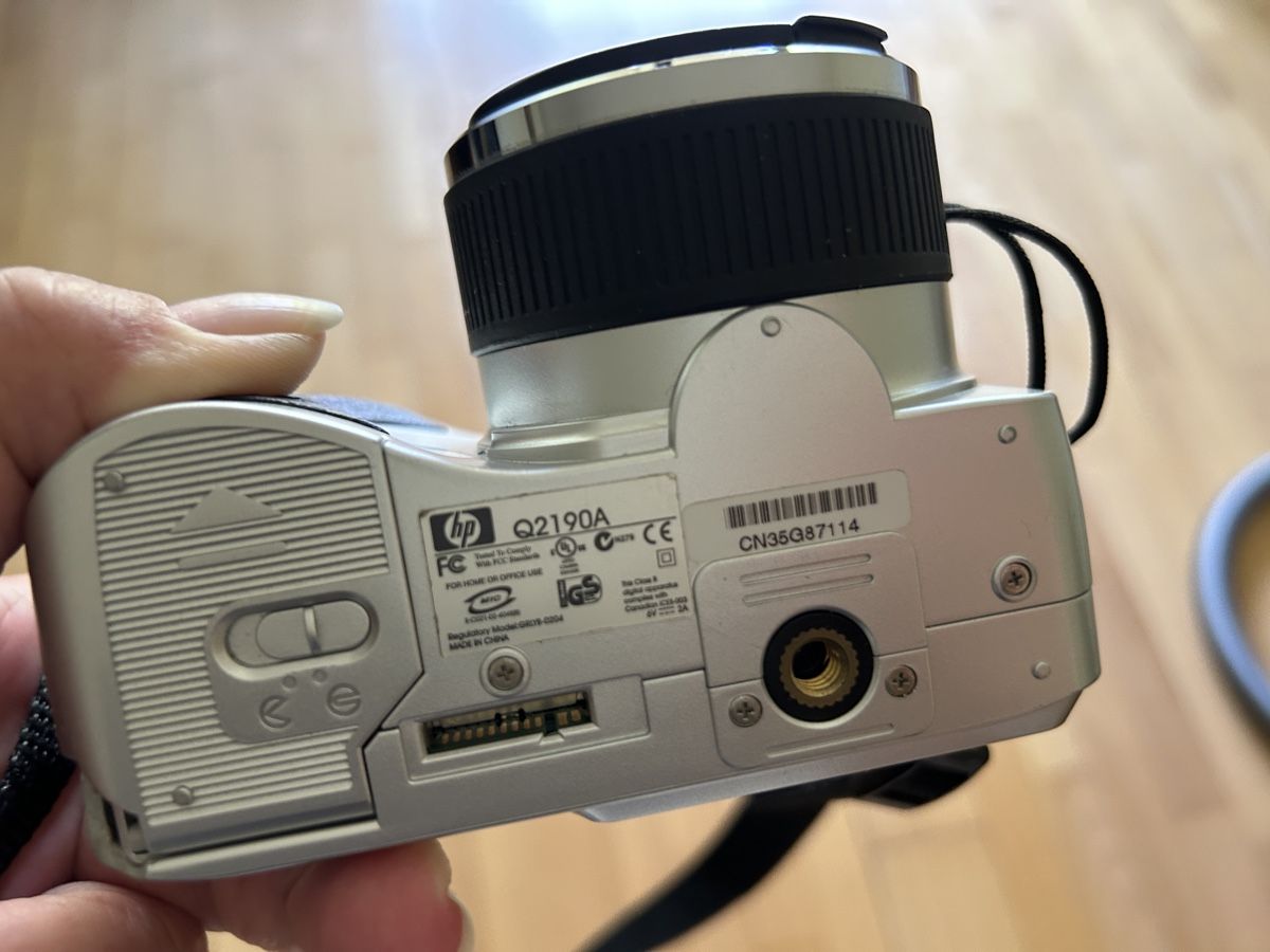 Hewlett Packard Kamera: Fotoapparat – Gebraucht aus Rheinfelden von chr_v8gd