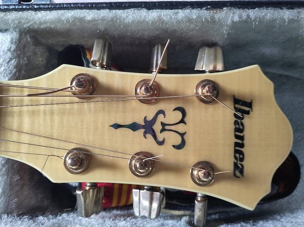 Strumenti musicali: Gitarre – Usato da Langendorf venduto da Kairos1 3