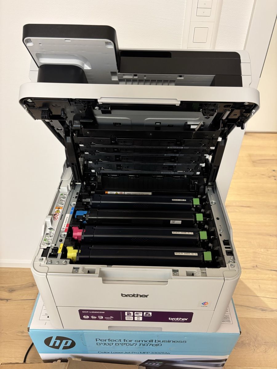 Brother Stampanti: Brother DCP-Laserdrucker mit Zubehör  – Usato da Aesch LU venduto da Rosita04 2