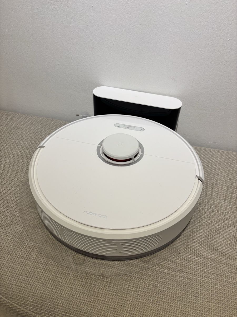 Roborock Aspirapolveri & Accessori: Roborock S6 Staubsauger + Wischer weiss – Usato da Bottmingen venduto da ana_5hrv 1