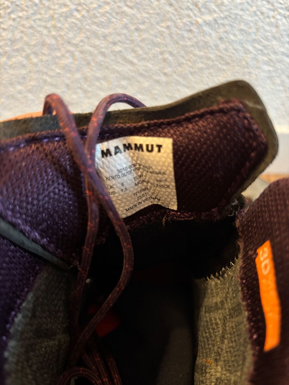 Mammut Scarpe da donna: Robuster Damen MAMMUT-Wanderschuh Grösse 39⅓ – Usato da Zofingen venduto da jan_v6v8 3