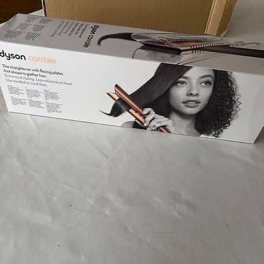 Lockenstäbe & Haarglätter: DYSON CORRALE UTILISE 2 FOIS – Neu und originalverpackt aus Meyrin von Delgrosso