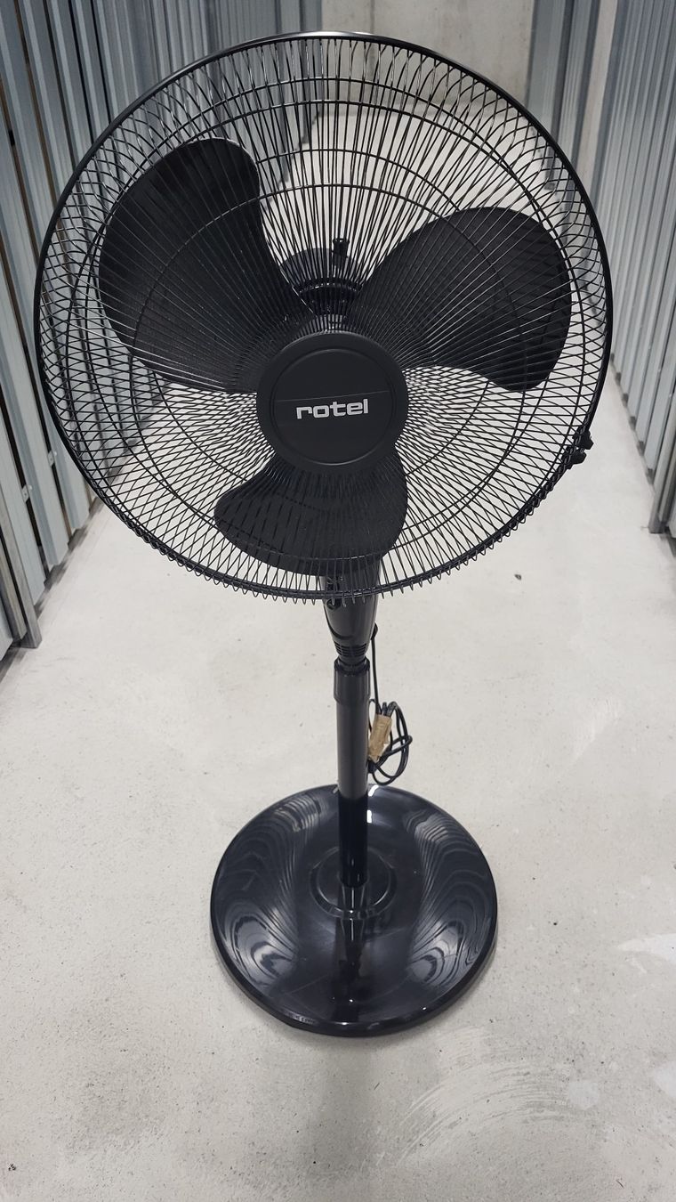 Rotel Ventilatori: Ventilator Rotel U7592CH, Schwarz, Top Zustand! – Usato da Frick venduto da romanC7