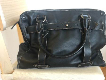 Bally Handtasche Leder schwarz