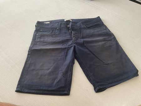 Herren-Short in Größe L - Guter Zustand