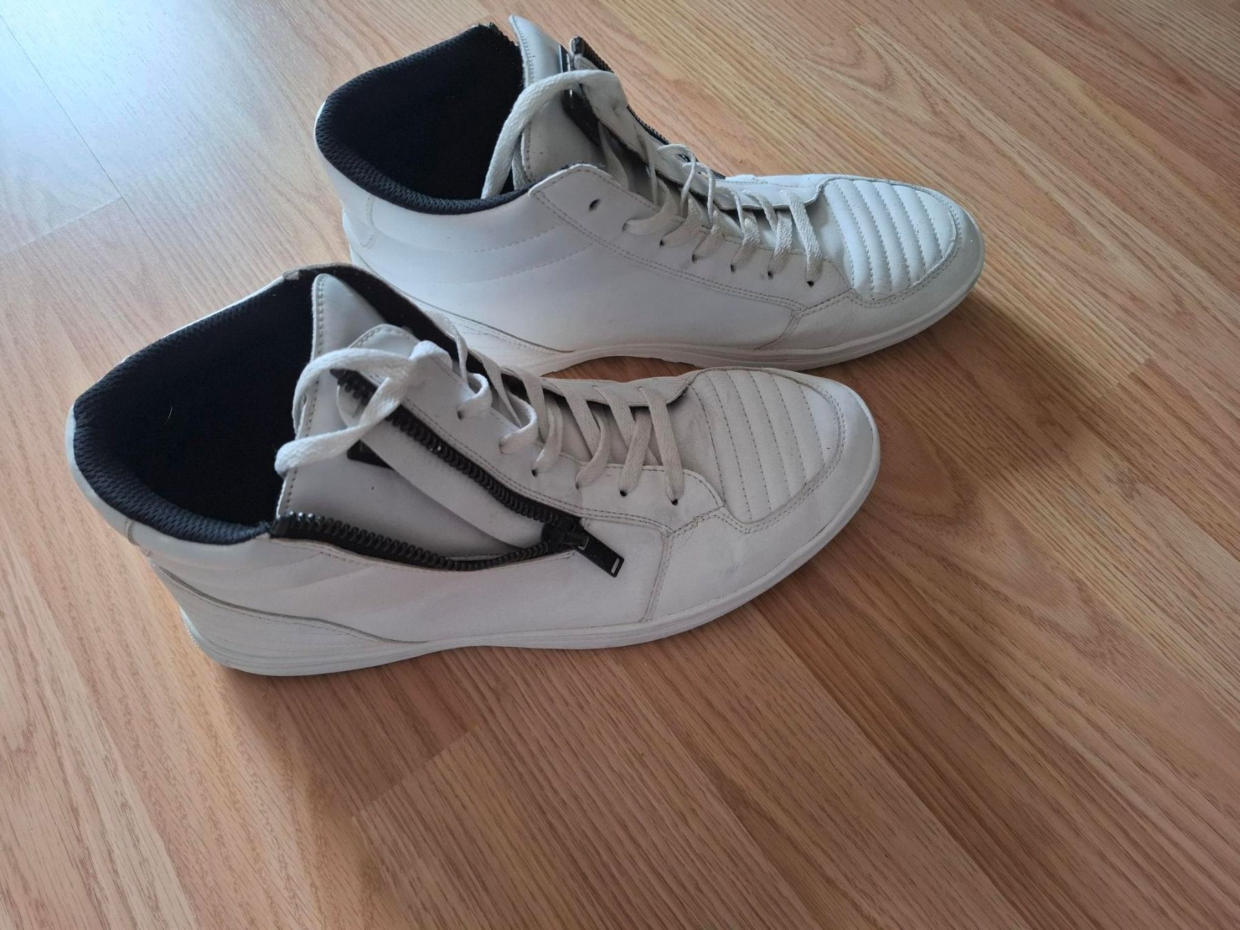 Scarpe da uomo: Baskets montantes blanches – Usato da Porrentruy venduto da Piquetix 1