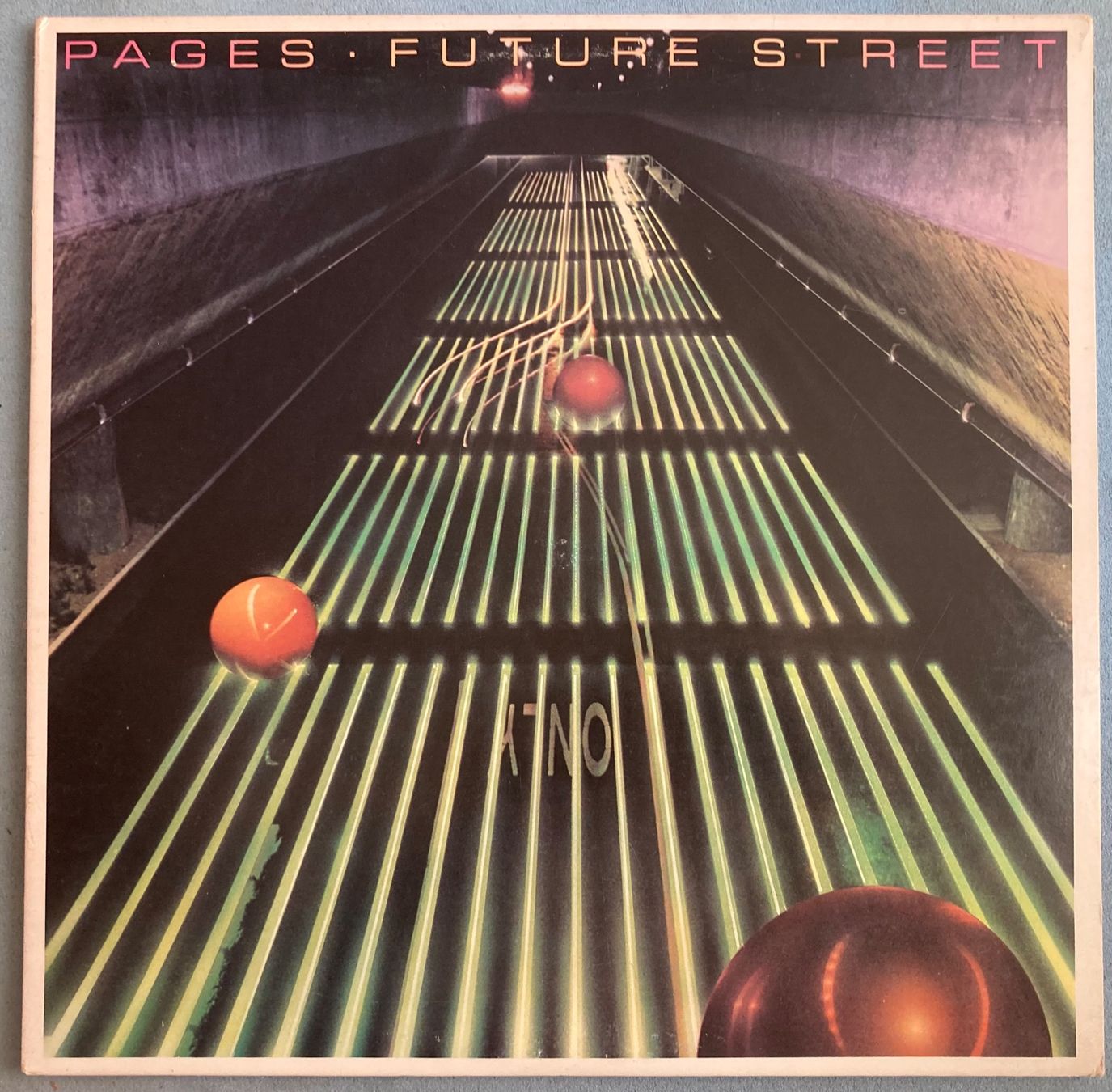 Dischi in vinile: PAGES - FUTURE STREET – Usato da Poliez-Pittet venduto da Newtown-Records