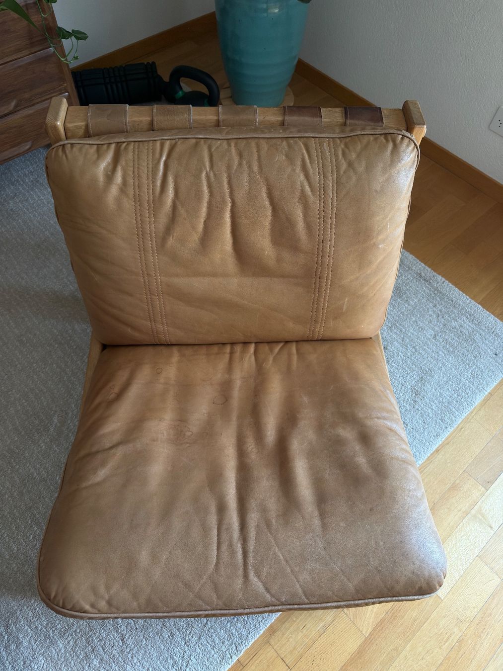 Poltrone: Vintage Ledersessel Set + Hocker – Usato da Zürich venduto da isabella_p 2