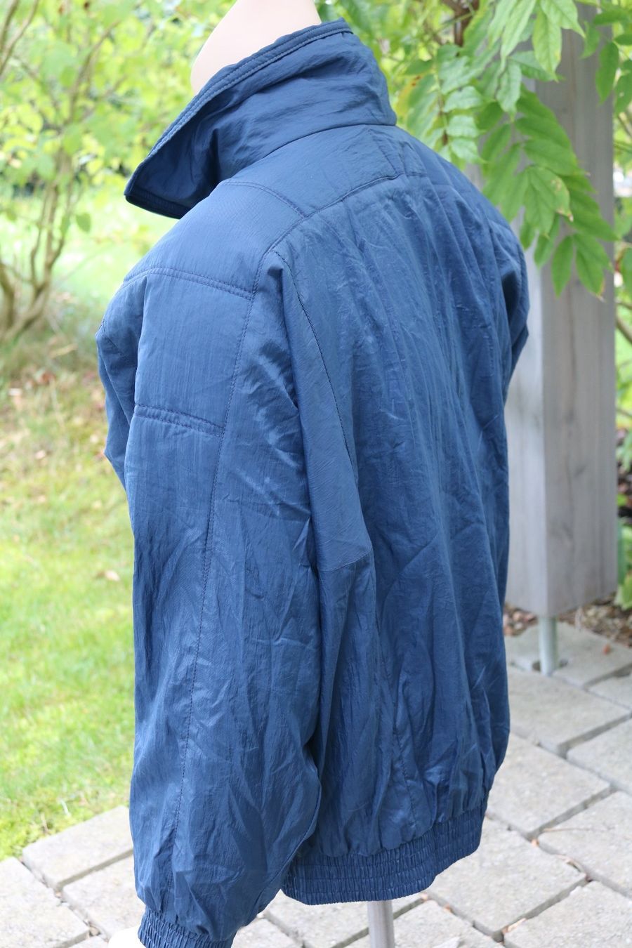 Giacche: Jacke Marke Tesla Engineering – Usato da Frick venduto da Beni58 3