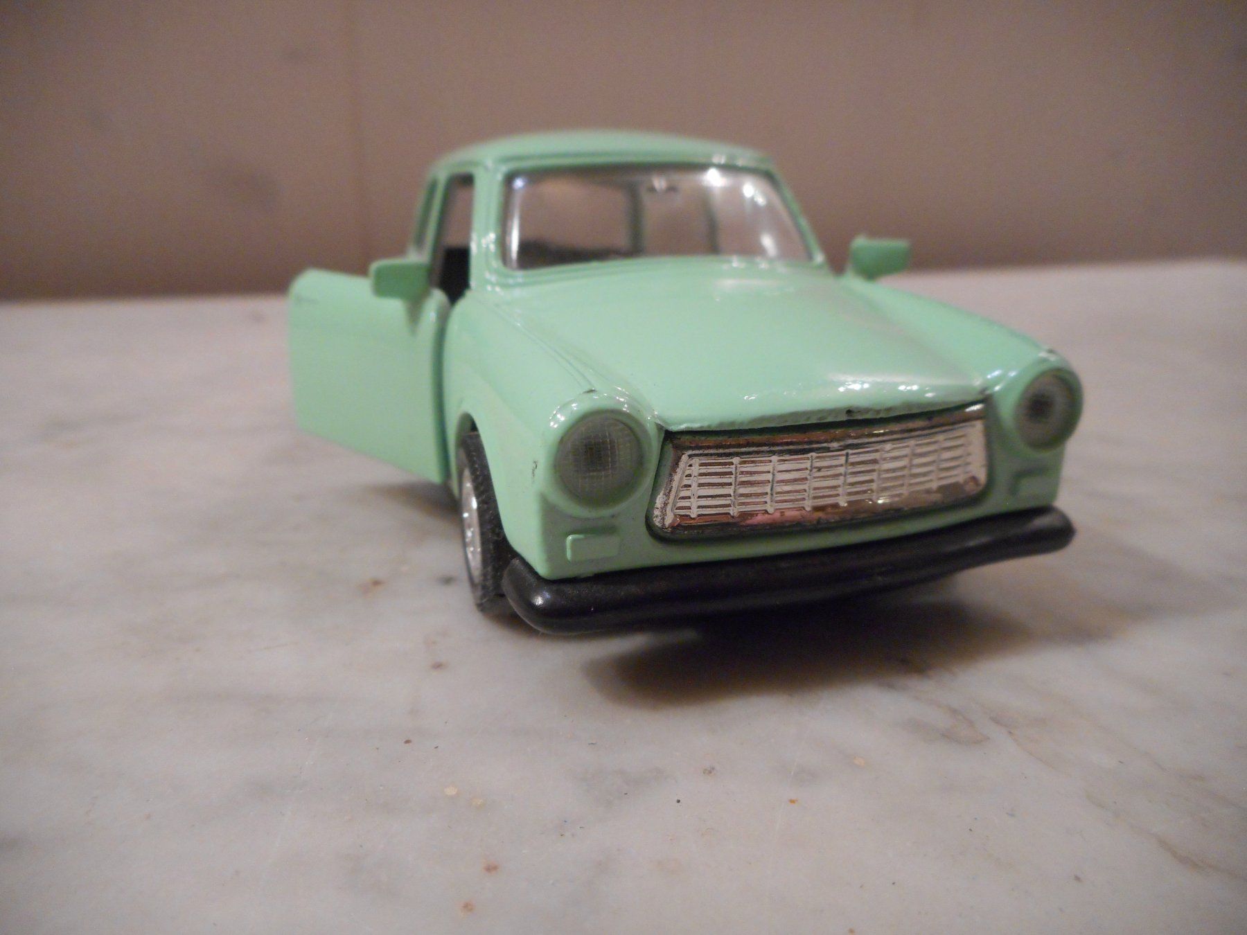 Modellini d'auto: Trabant – Usato da Bretzwil venduto da gbfluck 2