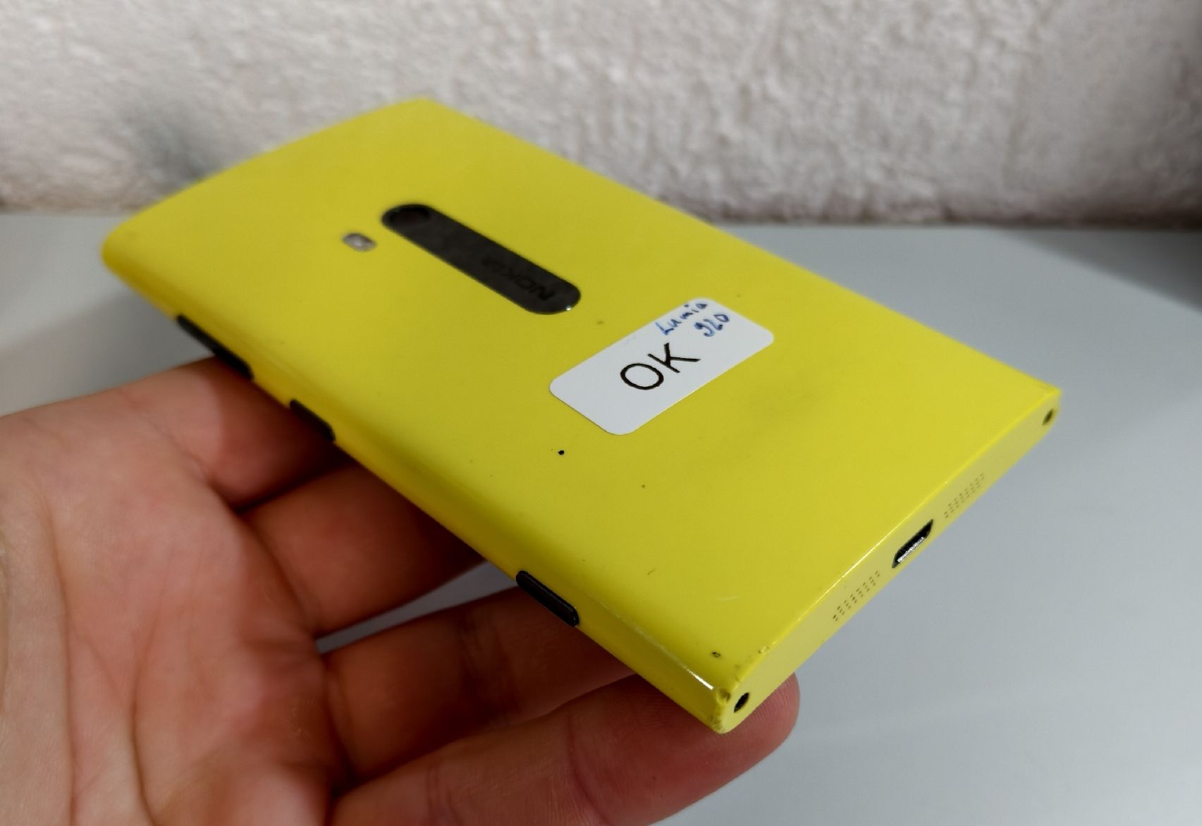 Nokia Telefoni cellulari / Smartphones: Nokia Lumua 920 Gelb – Usato da Ehrendingen venduto da Rocky985 3