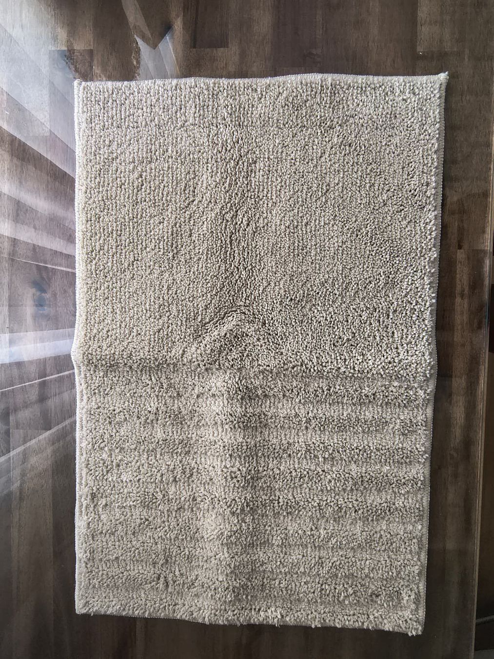 Tappeti: Badezimmerteppich beige 60x40cm, neu! – Nuovo (secondo la descrizione) da Gossau ZH venduto da GimK_4er