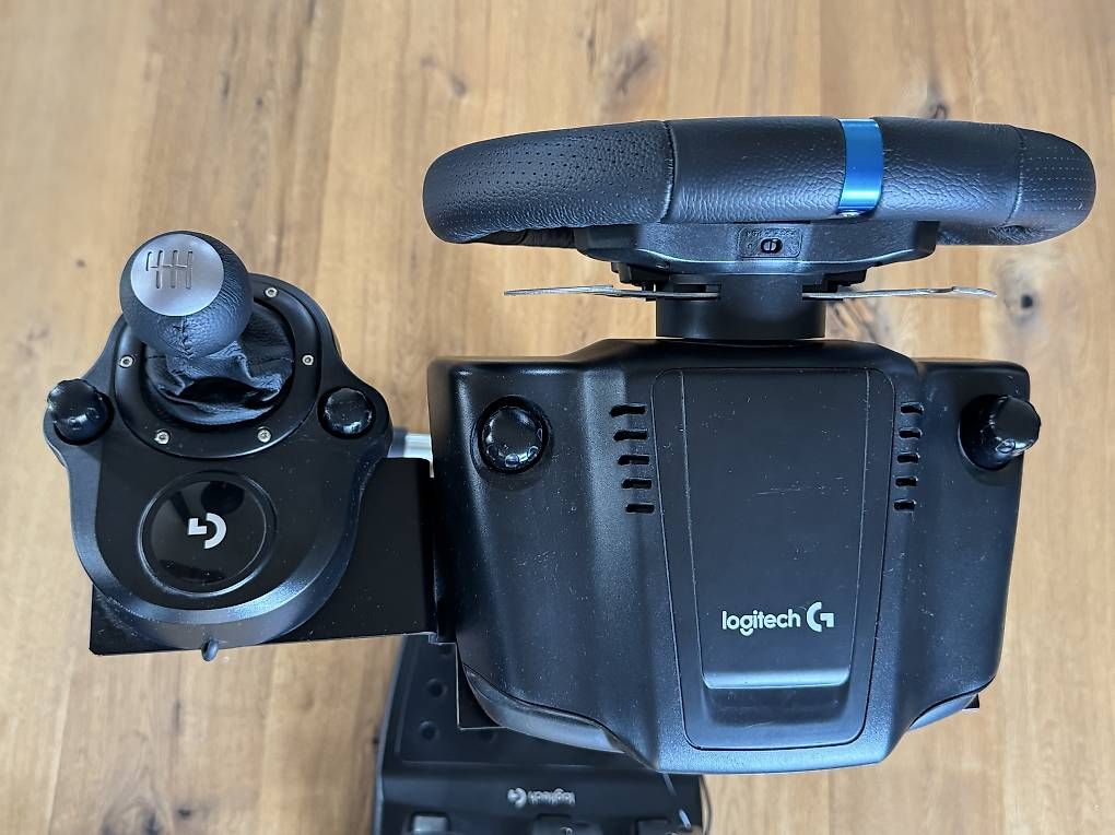 Controller: Logitech Steuerrad - wenig gebraucht  – Gebraucht aus Oberentfelden von bee_mp9d 3