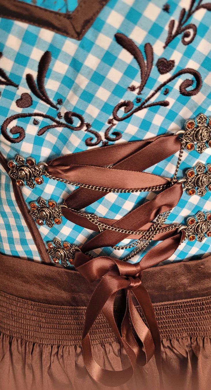 Kleider: Dirndl von Landhaus hellblau kariert Gr.44 – Neu (gemäss Beschreibung) aus SCHÜBELBACH von CoKaHa 2