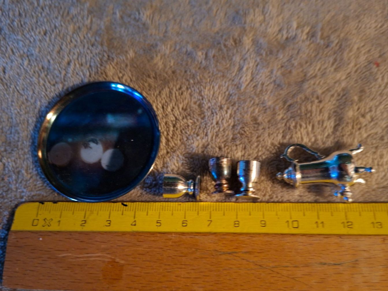 Case e mobili per bambole: Miniatur Samowar, 3 Bechern +Tablett versilbert, Puppenhaus – Usato da Otelfingen venduto da silver-moon 2