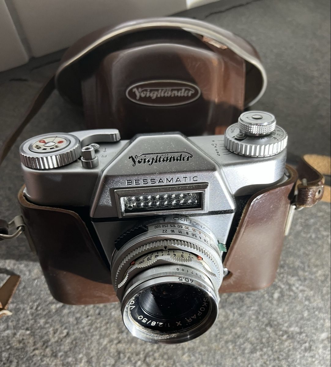 Voigtländer Fotocamera: Voigtländer Bessamatic – Usato da Roggwil BE venduto da lordlochaber