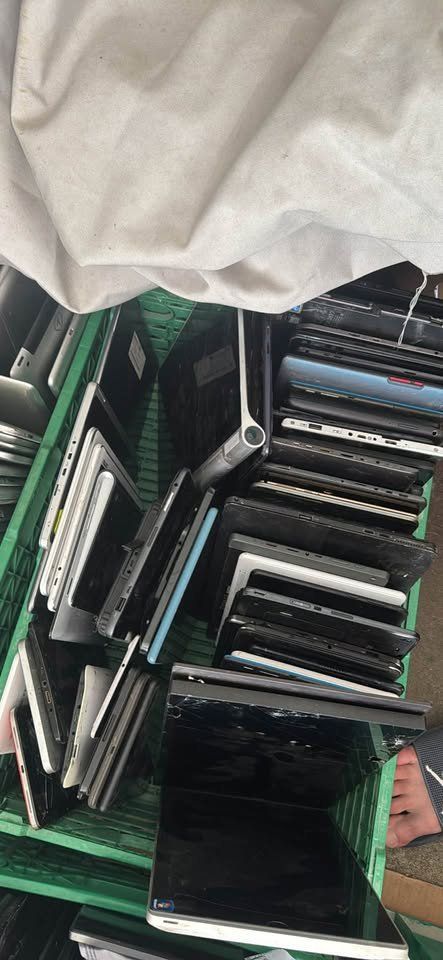 Notebook: 279 Stück Android Tabletts / Notebooks (ausverkauf) export – Difettoso da Olten venduto da HoYa01 3