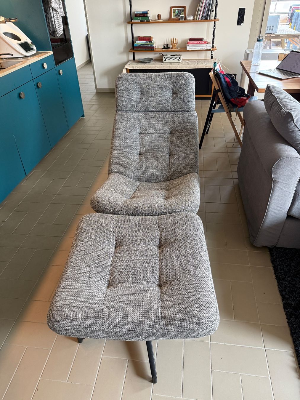 Ikea Poltrone: HAVBERG Sessel mit Hocker – Usato da Schlieren venduto da lui_9sdn