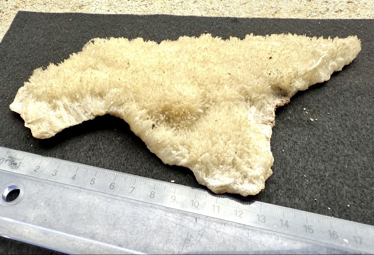 Mineralien & Heilsteine: Filigrane Nadelquarzstufe / Grimsel, Schweiz – Gebraucht aus Schattenhalb von Oodaaq 1