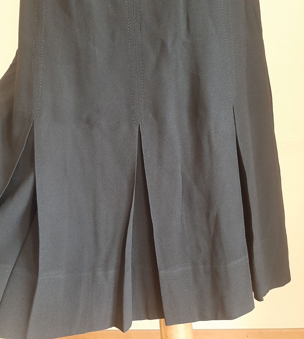 Celine Röcke: Jupe Celine vintage taille 36 – Gebraucht aus Chêne-Bourg von chsandra34 7