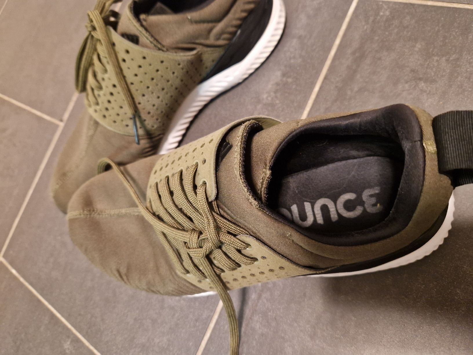 Adidas Scarpe da uomo: Adidas Neopren Golfschuhe Gr. 43 – Usato da Nürensdorf venduto da romano_a 5