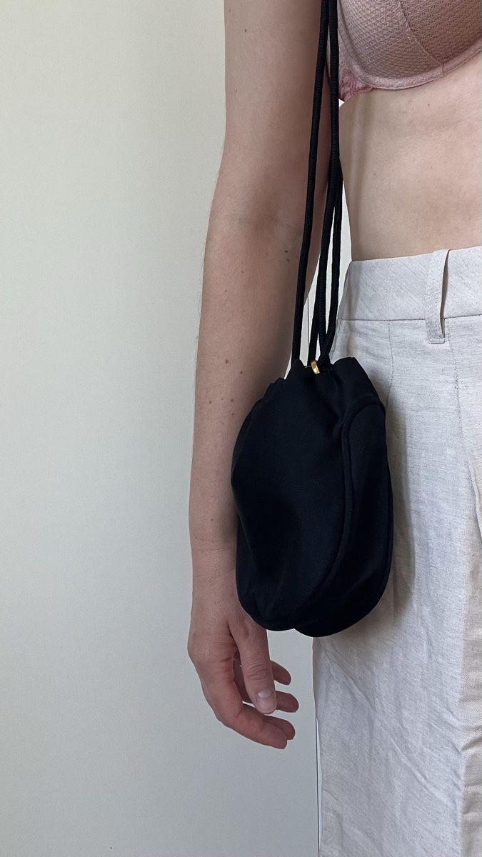 Sacs femmes: VINTAGE BLACK SATIN POUCH BAG RODO – Neuf (Voir description) à Lugano par yul_fhg2 6