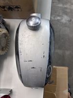 Tank Hercules mit Deckel und Benzinhahn
