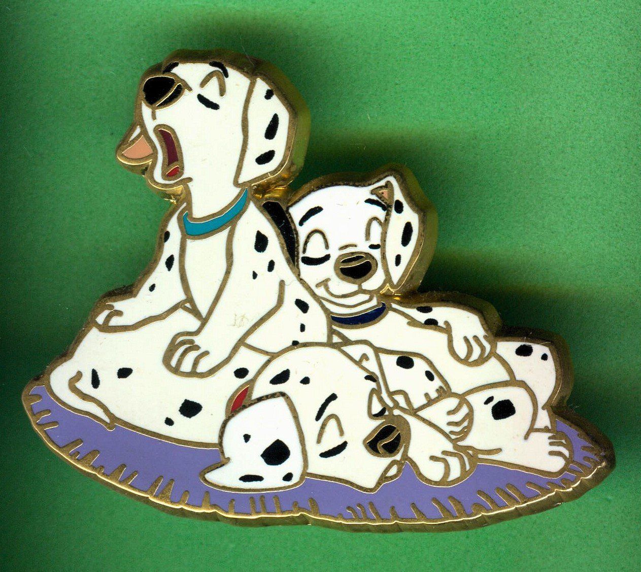 Disney Placchette & Badge: Disney   101 DALMATINER – Usato da Winterthur venduto da Sammleroase