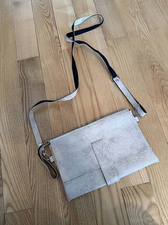 Tasche klein beige