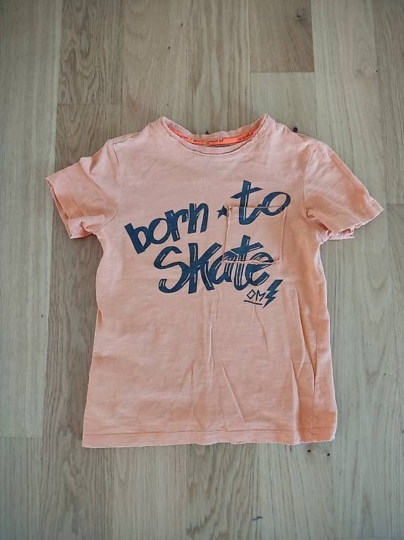 Camicie, T-shirt & Polo: Kindershirt in Gr.122/128 – Usato da Zürich venduto da svi_dkg2