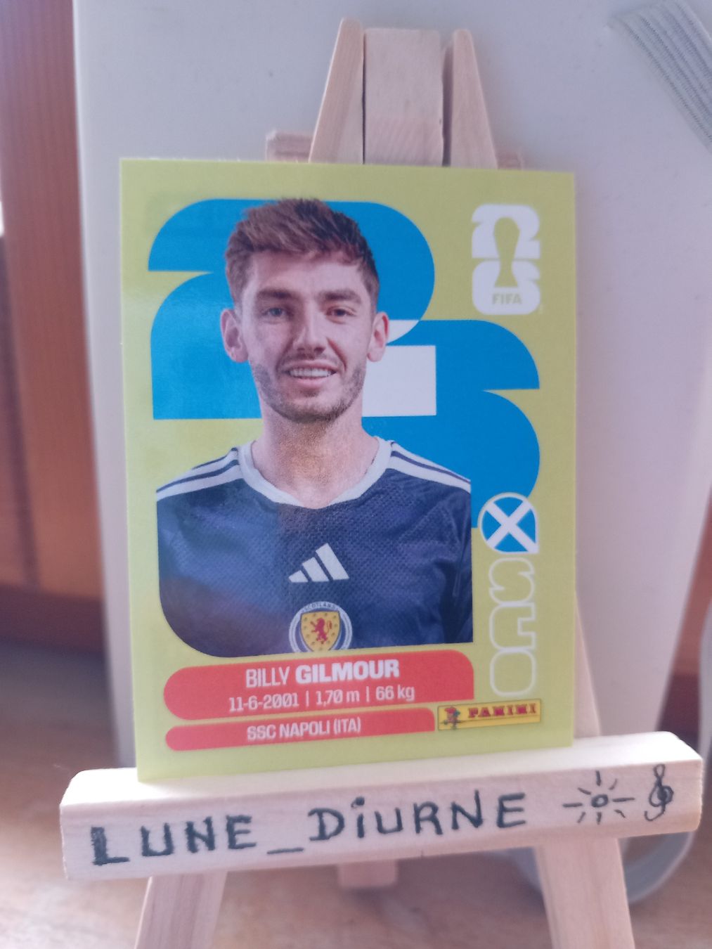 Panini Carte collezionabili: Carte Panini FIFA 2026 Billy Gilmour SCO12 – Usato da Salavaux venduto da Lune_Diurne