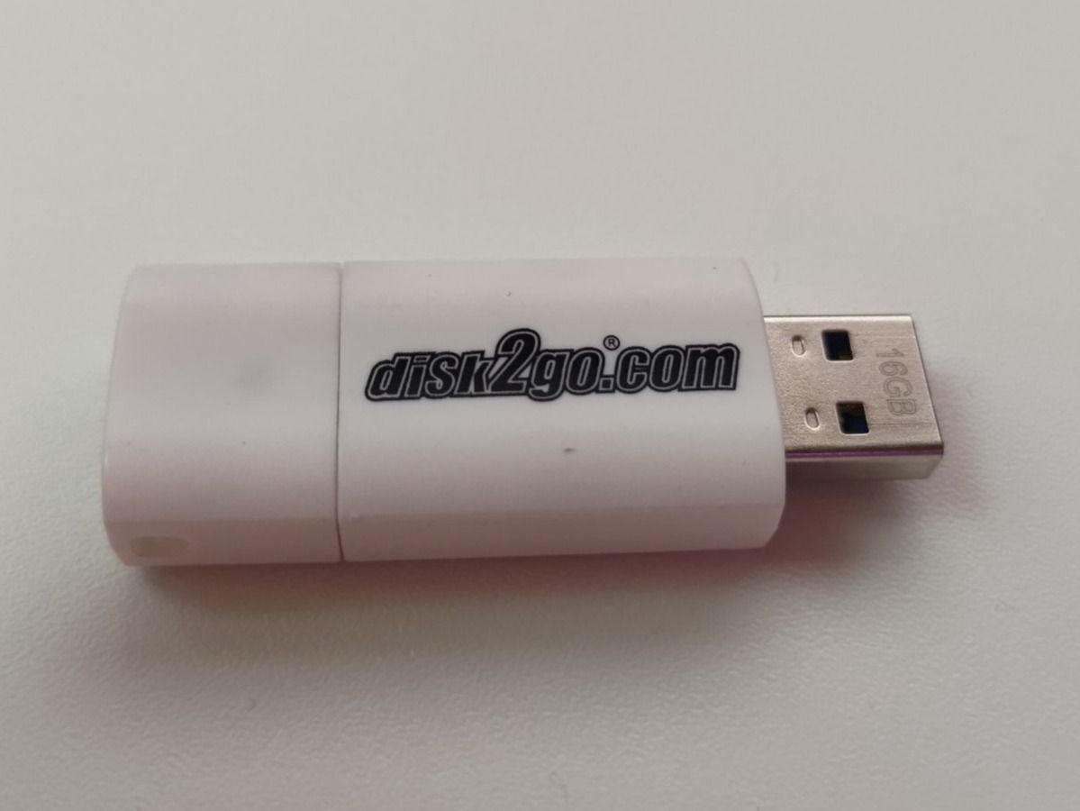Chiavette USB: USB-Stick 16GB 3.0 – Usato da Liestal venduto da Kratzilla